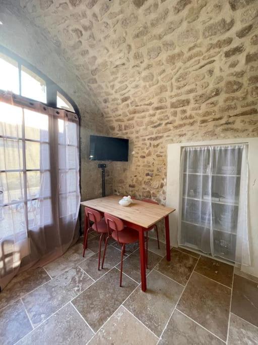 Apartment Chez Mamie Claudine Mornas